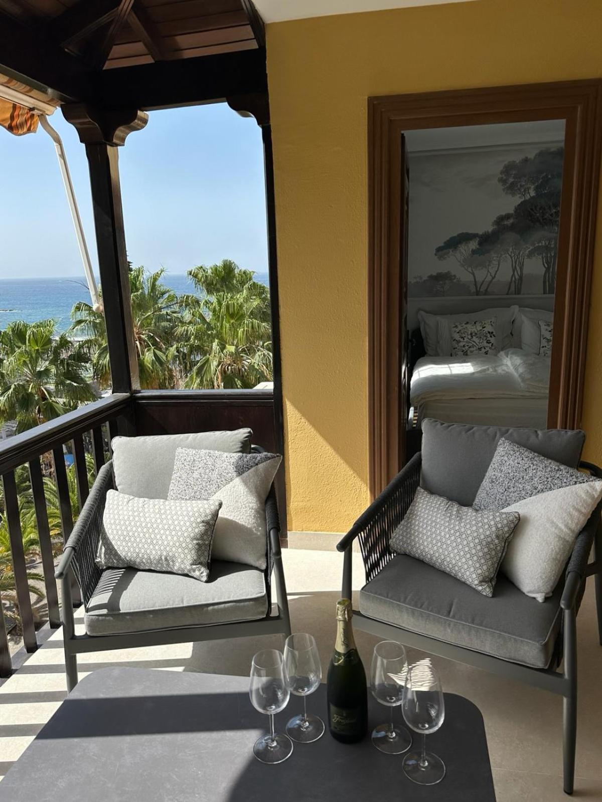 Apartamento Amarillo Oceanview Playa Feñabe 외부 사진